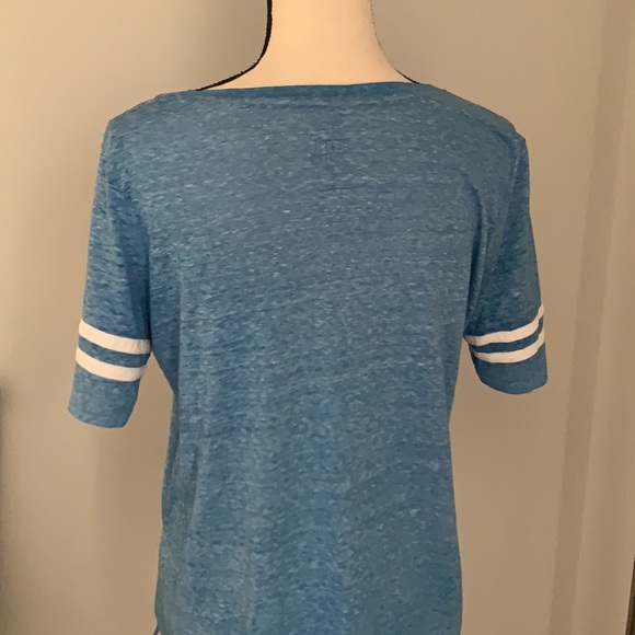 Sporty tee - Picture 4 of 5